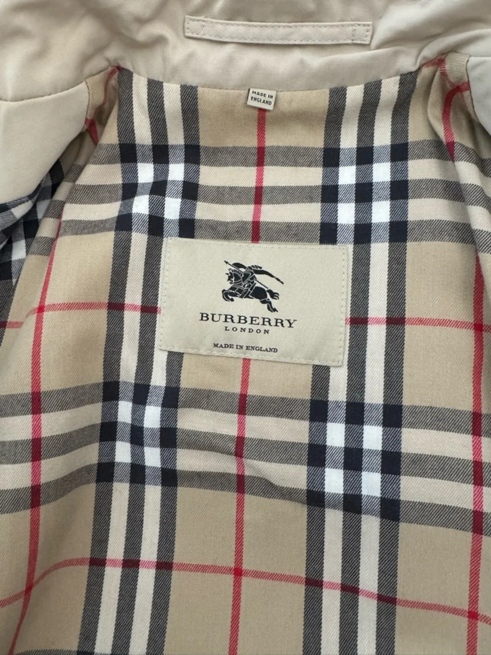 Vintage Burberry Beige Double-Breasted Kensington Trench Coat US Size 8 Slim - Picture 9 of 16